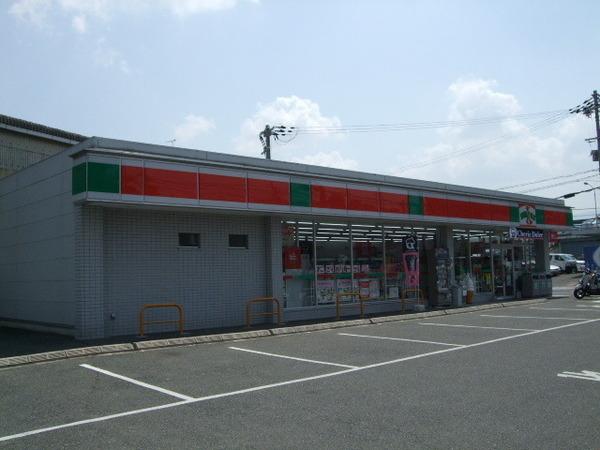 　サンクス河内長野松ケ丘店（コンビニ）／1257m　