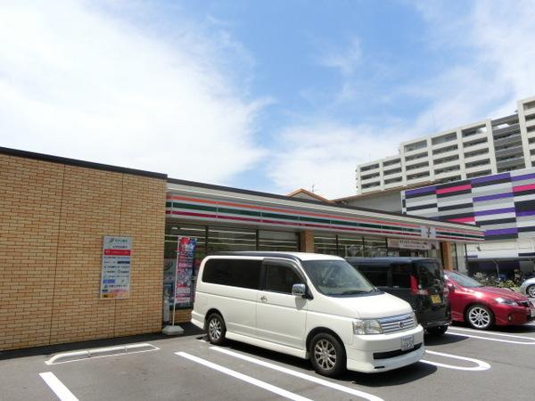 　セブンイレブン堺蔵前町店（コンビニ）／300m　